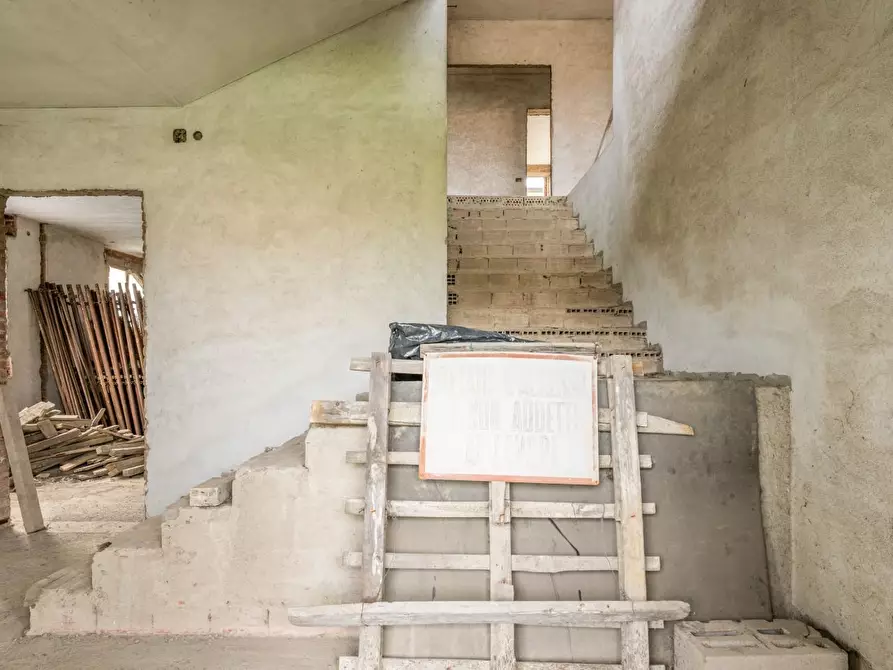 Immagine 15 di Villa in vendita  a Calcinaia