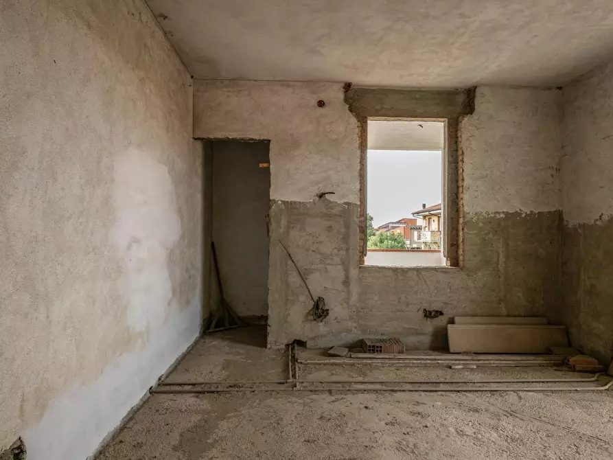 Immagine 19 di Villa in vendita  a Calcinaia