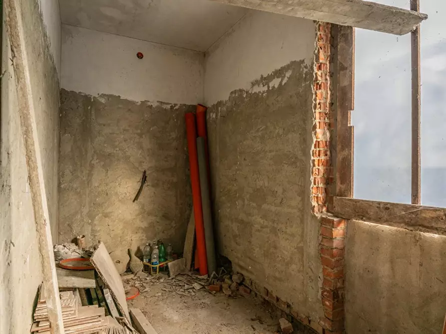 Immagine 28 di Villa in vendita  a Calcinaia