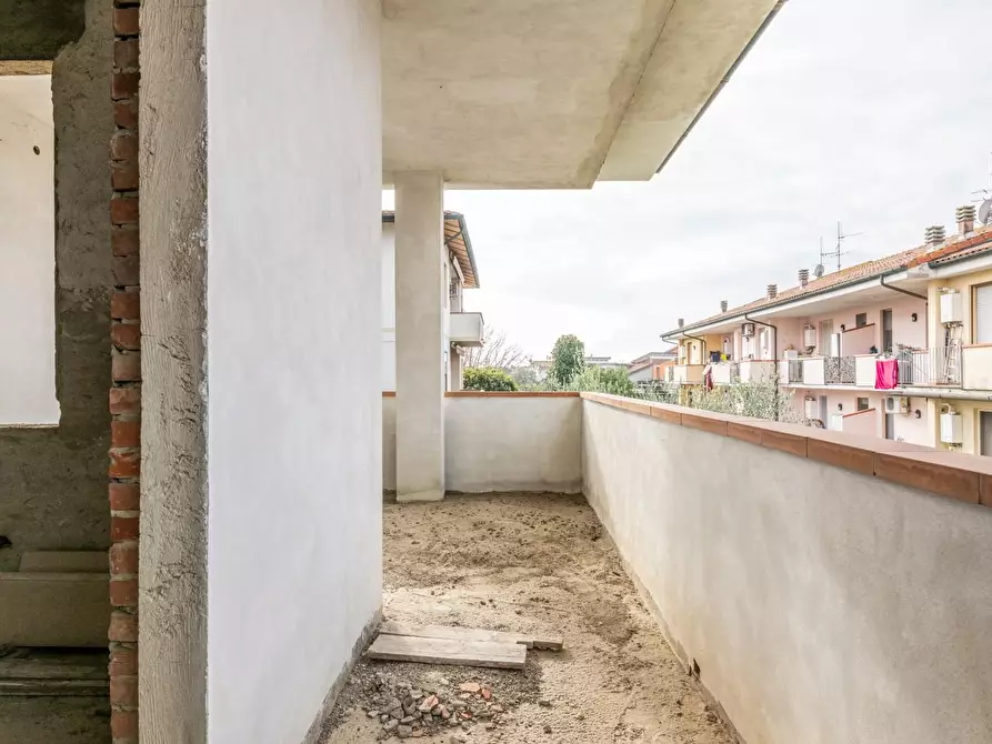 Immagine 37 di Villa in vendita  a Calcinaia