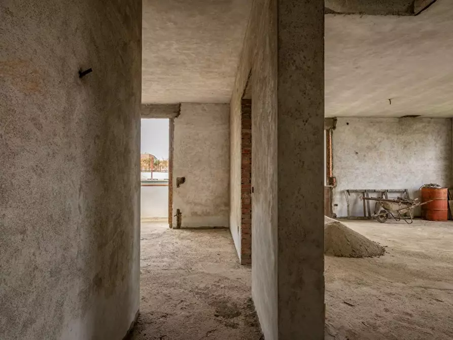 Immagine 17 di Villa in vendita  a Calcinaia