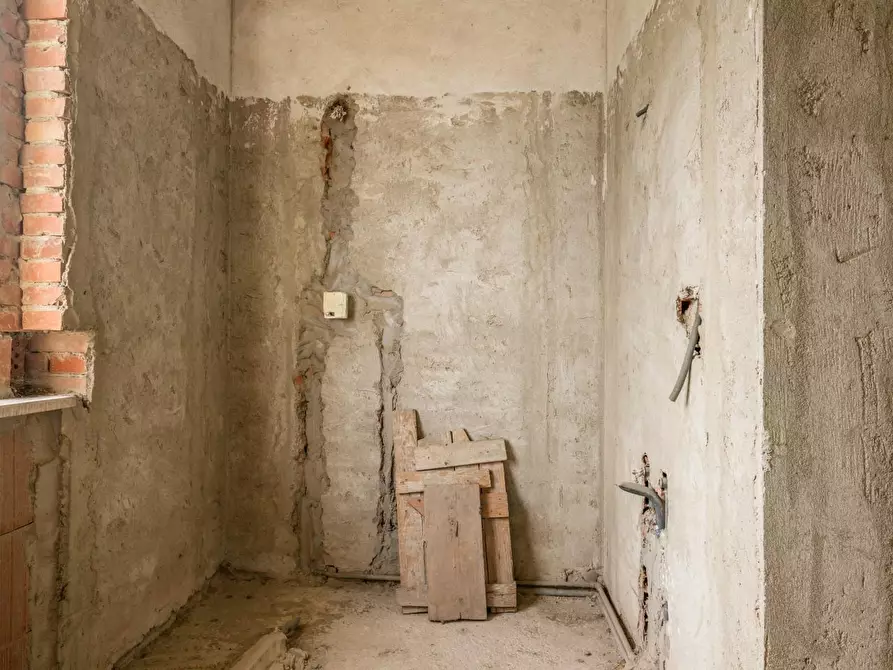 Immagine 32 di Villa in vendita  a Calcinaia