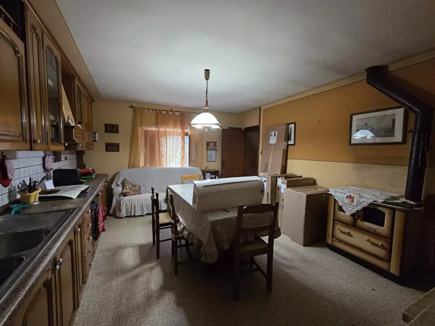 Immagine 28 di Terratetto in vendita  a Pescia