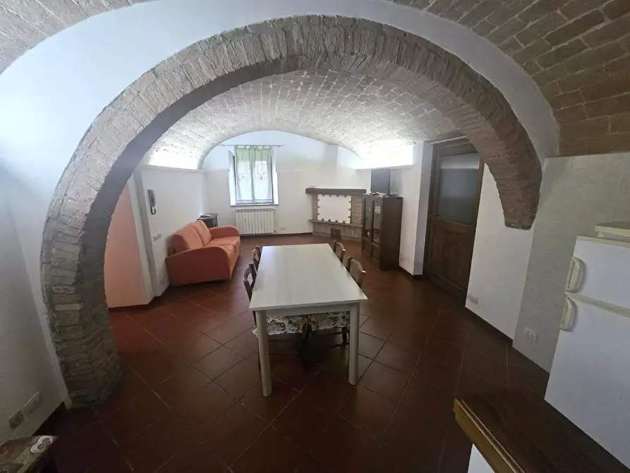 Immagine 33 di Casa colonica in vendita  a Poggibonsi