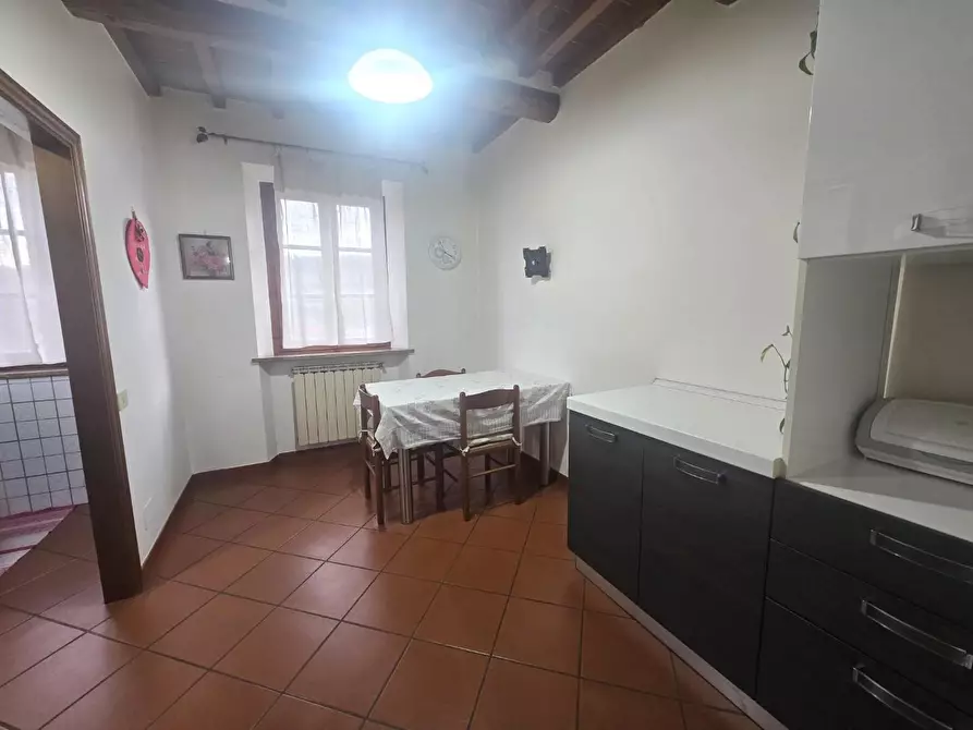 Immagine 12 di Casa colonica in vendita  a Poggibonsi