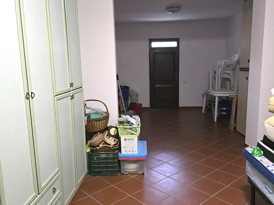 Immagine 9 di Casa colonica in vendita  a Poggibonsi