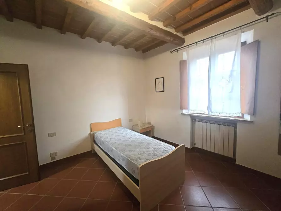 Immagine 41 di Casa colonica in vendita  a Poggibonsi