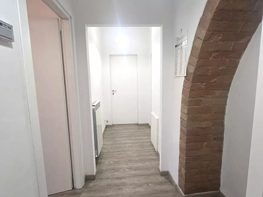 Immagine 17 di Casa colonica in vendita  a Poggibonsi