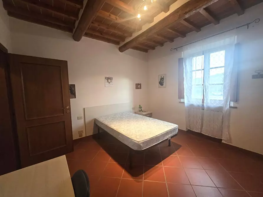 Immagine 13 di Casa colonica in vendita  a Poggibonsi