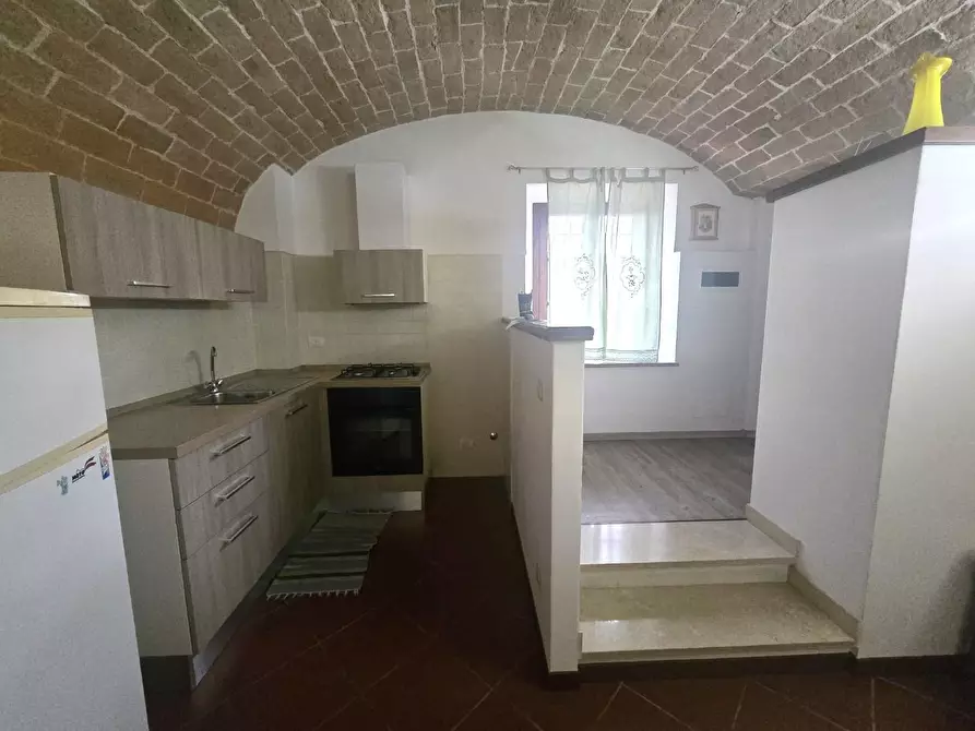 Immagine 26 di Casa colonica in vendita  a Poggibonsi