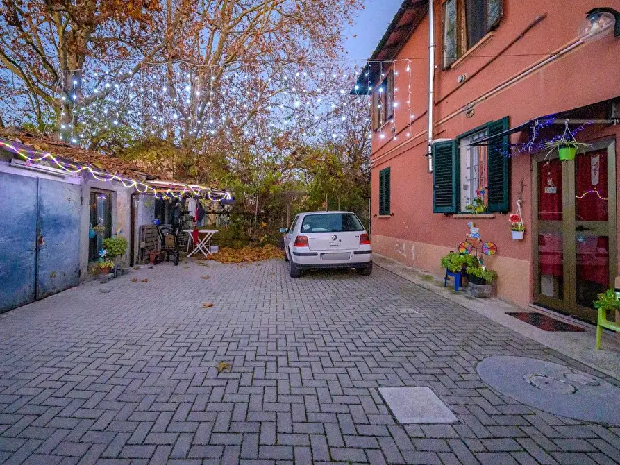 Immagine 33 di Appartamento in vendita  a Medicina