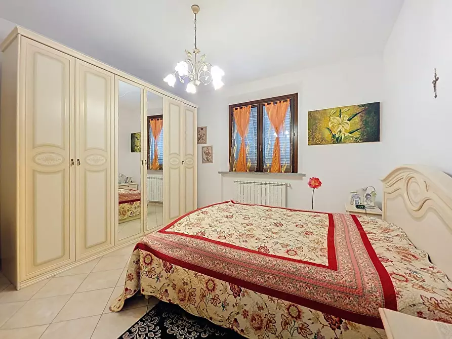 Immagine 23 di Villa in vendita  a San Giuliano Terme