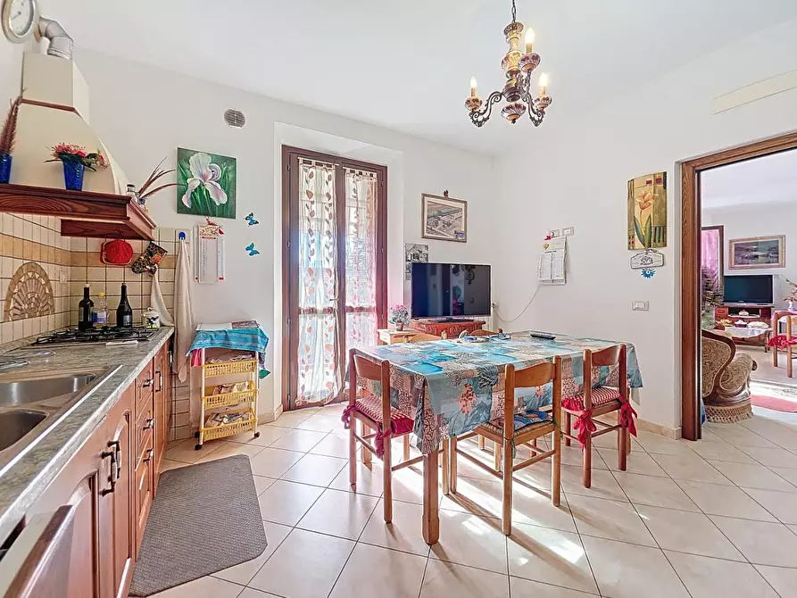 Immagine 37 di Villa in vendita  a San Giuliano Terme