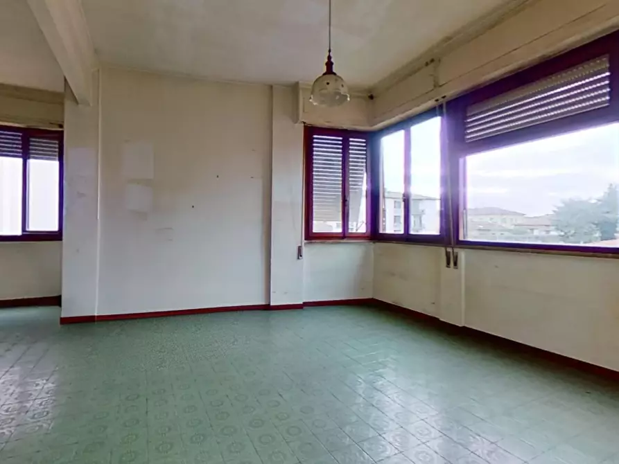 Immagine 15 di Appartamento in vendita  a Pisa