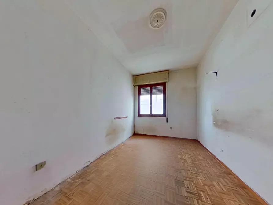 Immagine 9 di Appartamento in vendita  a Pisa