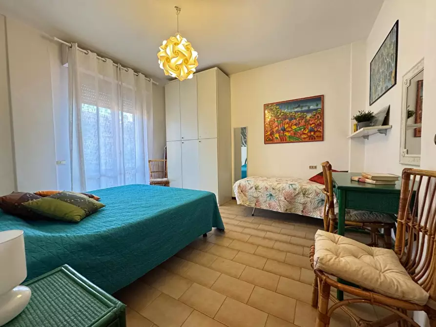 Immagine 15 di Appartamento in vendita  a Viareggio