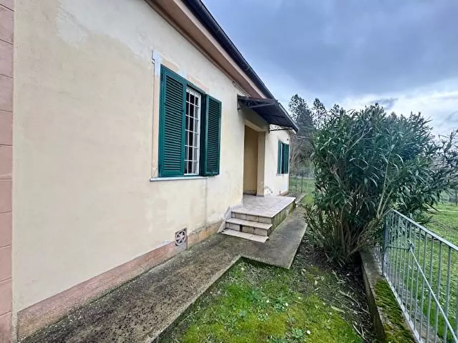 Immagine 34 di Casa indipendente in vendita  a Collesalvetti