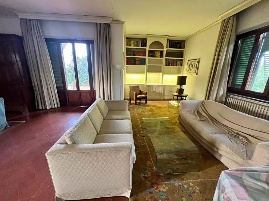 Immagine 10 di Villa in vendita  a Empoli