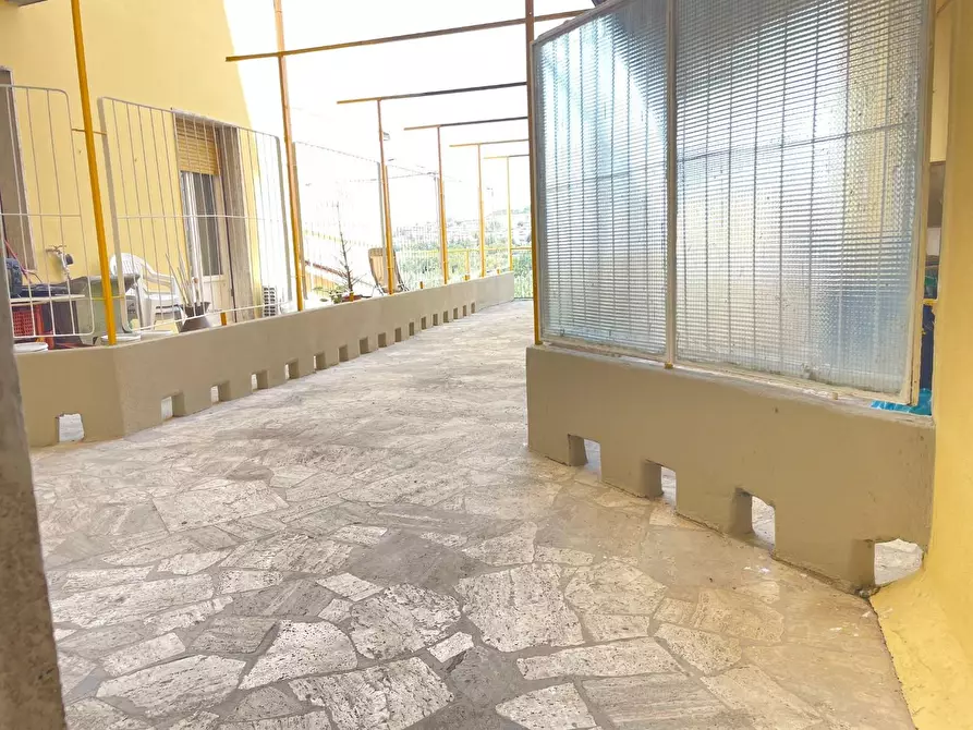 Immagine 12 di Appartamento in vendita  a Siena