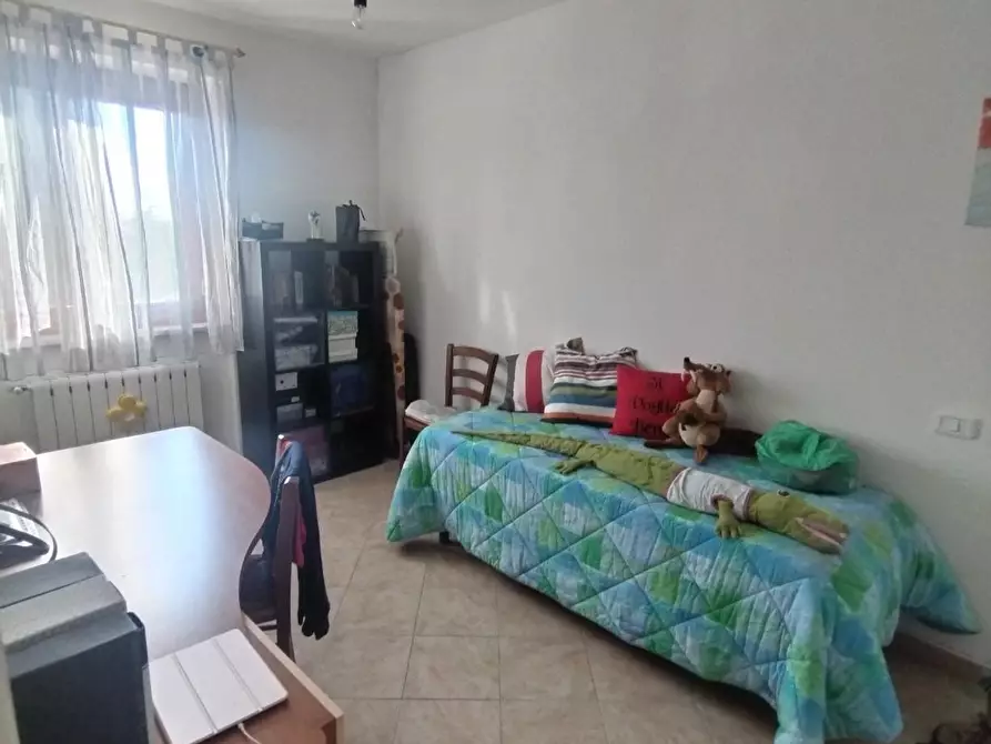 Immagine 10 di Appartamento in vendita  a Massa