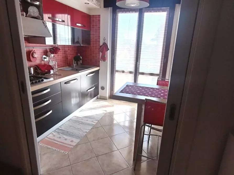 Immagine 6 di Appartamento in vendita  a Massa