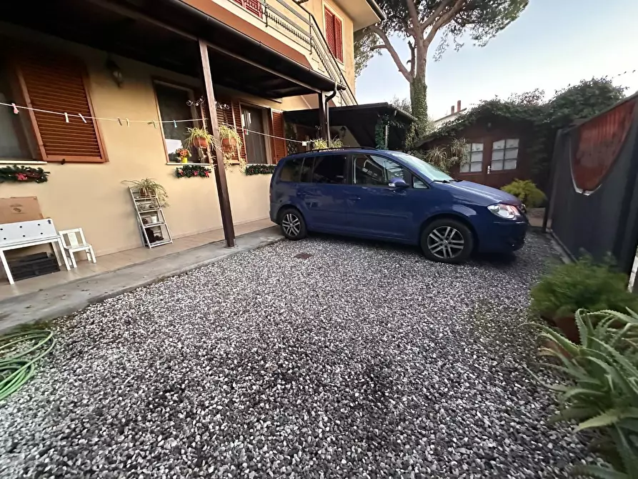 Immagine 31 di Appartamento in vendita  a Collesalvetti