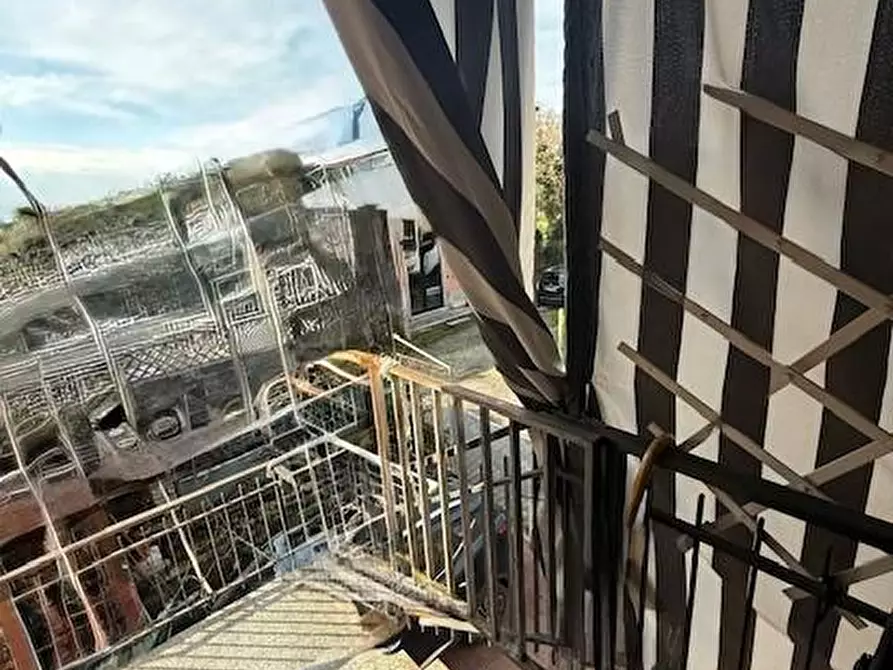 Immagine 28 di Casa bifamiliare in vendita  a Carrara