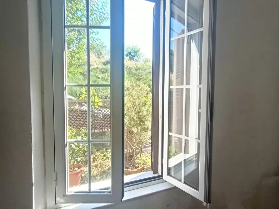 Immagine 21 di Casa bifamiliare in vendita  a Carrara