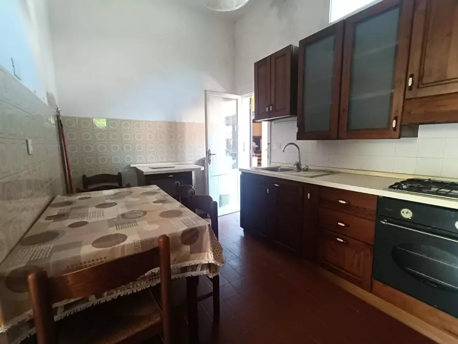 Immagine 2 di Casa bifamiliare in vendita  a Carrara