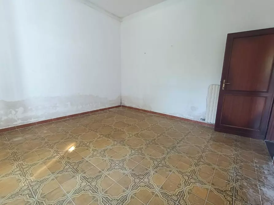 Immagine 19 di Casa bifamiliare in vendita  a Carrara