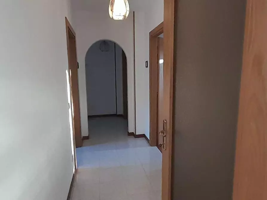 Immagine 9 di Appartamento in vendita  a Massa