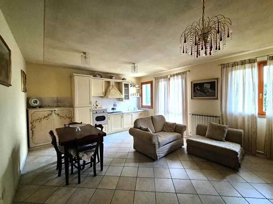 Immagine 2 di Appartamento in vendita  a Santa Croce Sull'arno
