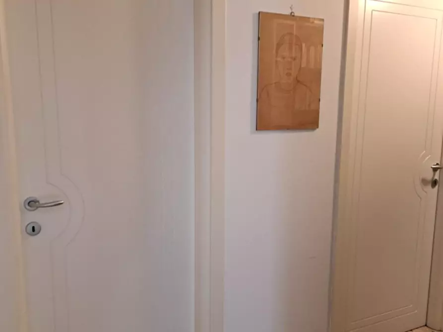 Immagine 13 di Appartamento in vendita  a Carrara