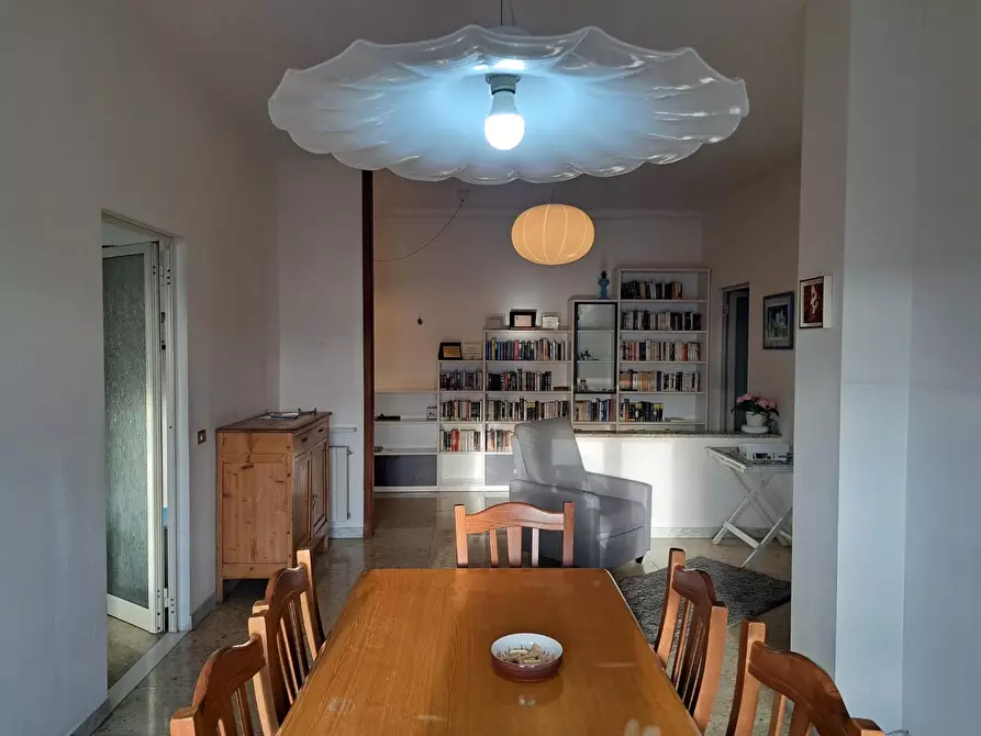 Immagine 4 di Appartamento in vendita  a Carrara