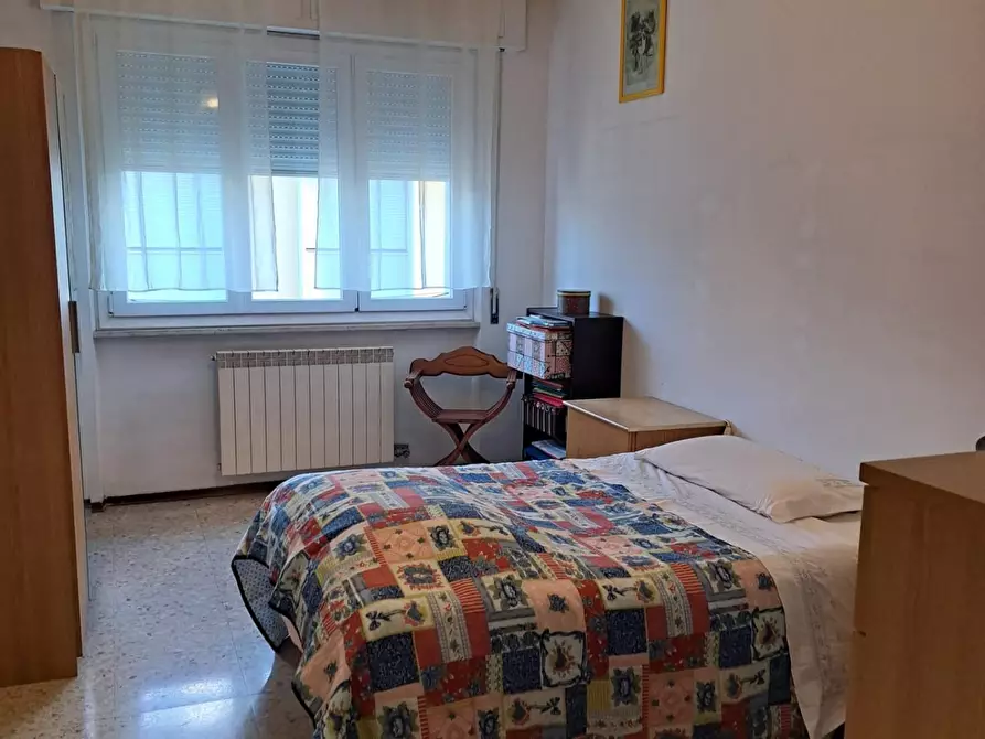 Immagine 9 di Appartamento in vendita  a Carrara