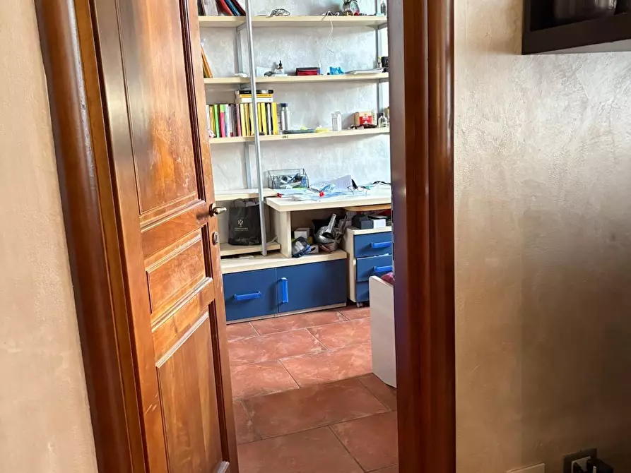 Immagine 3 di Appartamento in vendita  a Livorno