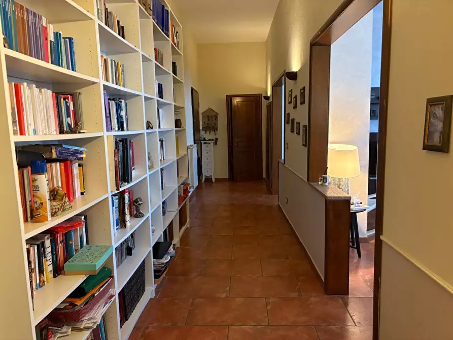 Immagine 13 di Appartamento in vendita  a Livorno