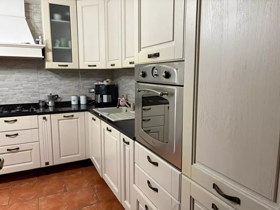 Immagine 23 di Appartamento in vendita  a Livorno