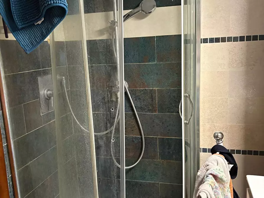 Immagine 10 di Appartamento in vendita  a Livorno