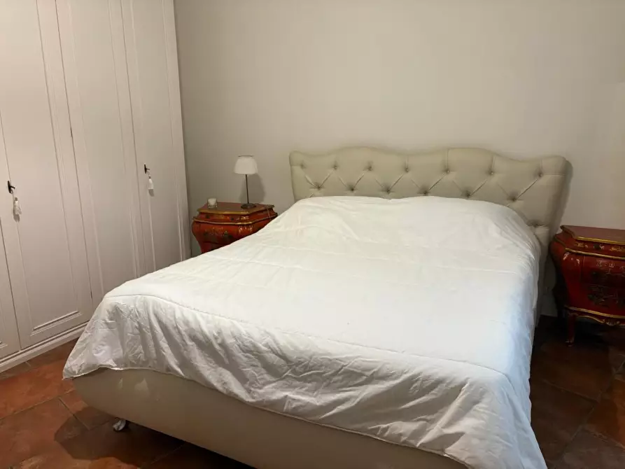 Immagine 30 di Appartamento in vendita  a Livorno