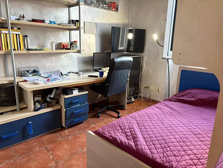 Immagine 4 di Appartamento in vendita  a Livorno