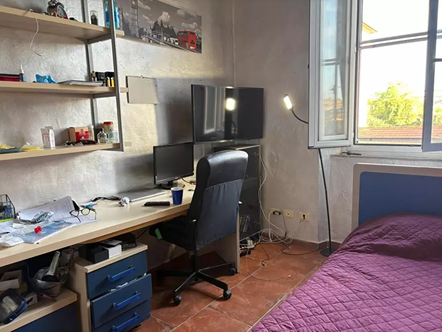 Immagine 6 di Appartamento in vendita  a Livorno