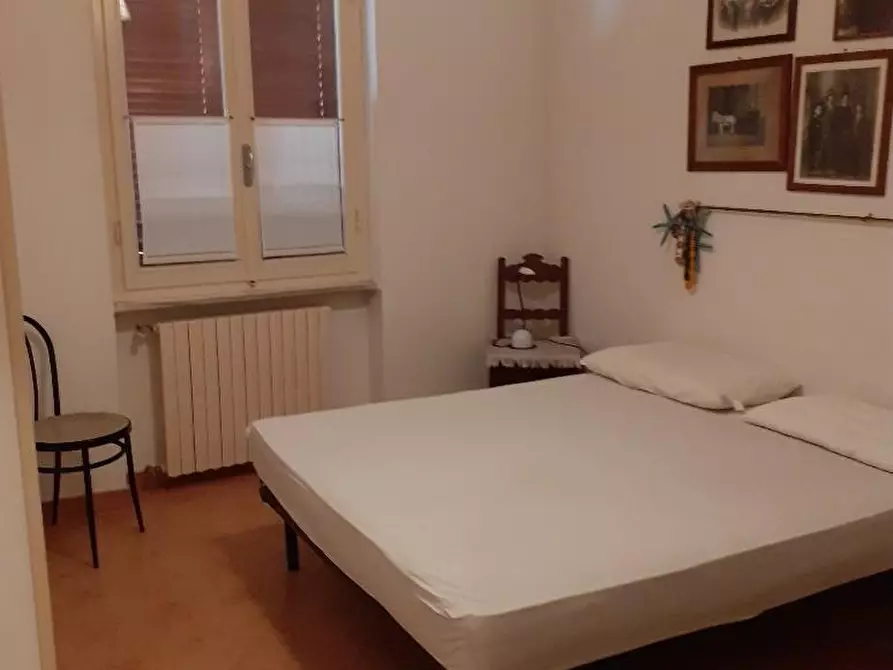 Immagine 12 di Casa semindipendente in vendita  a Massa