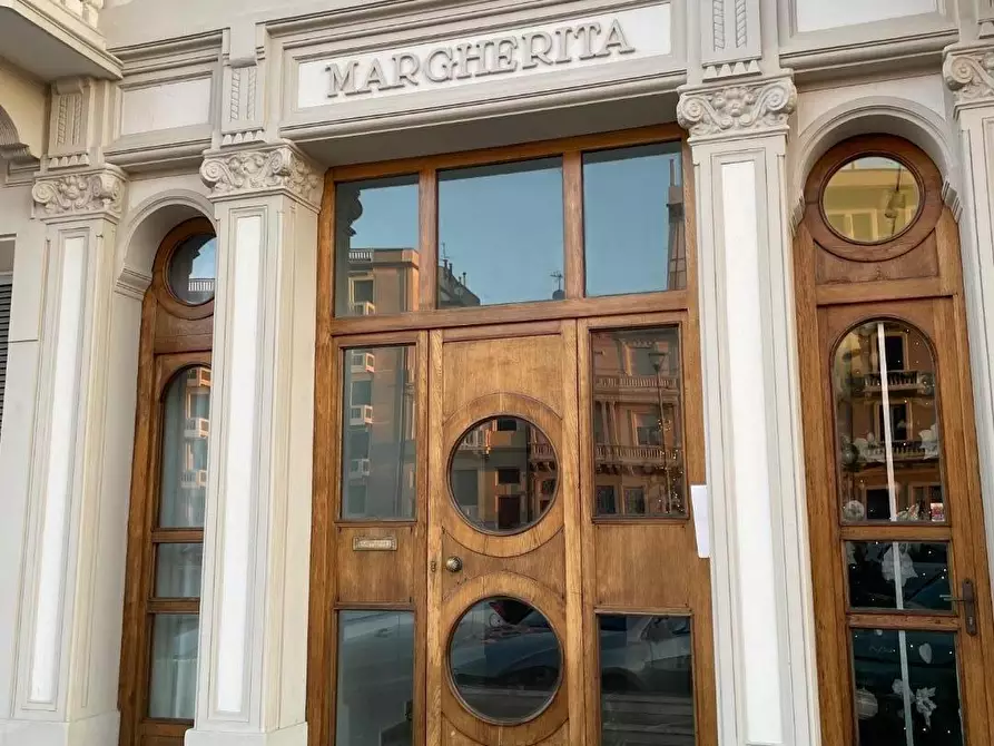 Immagine 1 di Appartamento in affitto  a Viareggio