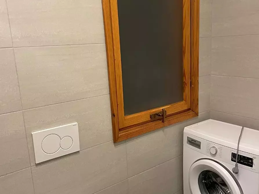 Immagine 14 di Appartamento in affitto  a Viareggio