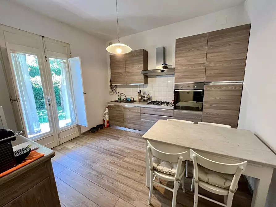 Immagine 22 di Casa indipendente in affitto  a Forte Dei Marmi