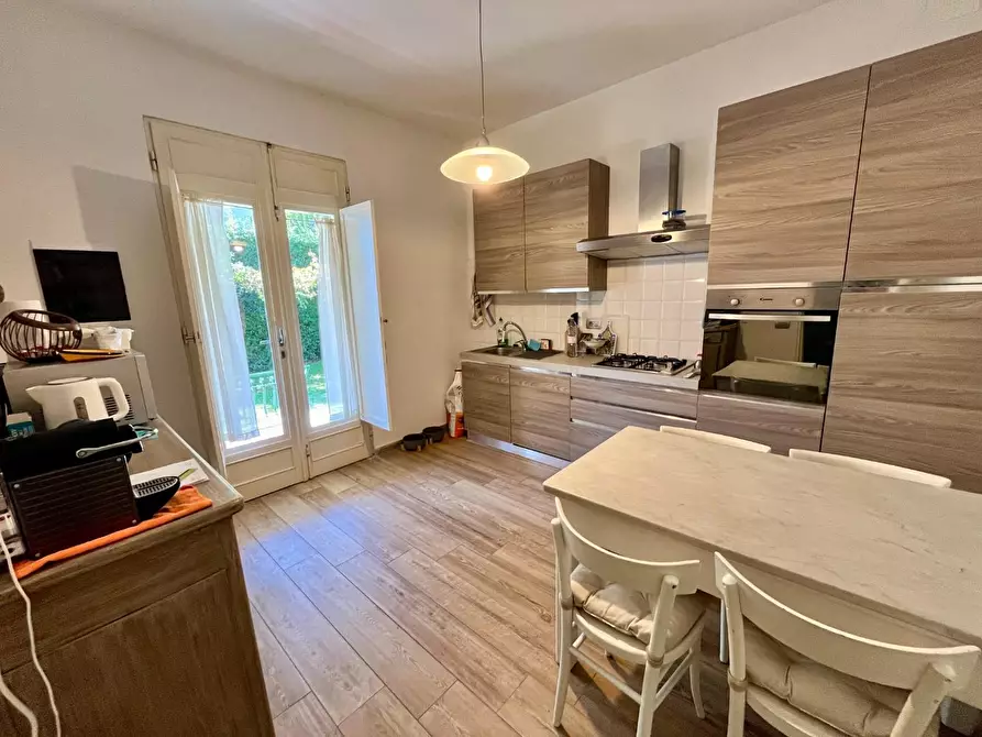 Immagine 23 di Casa indipendente in affitto  a Forte Dei Marmi