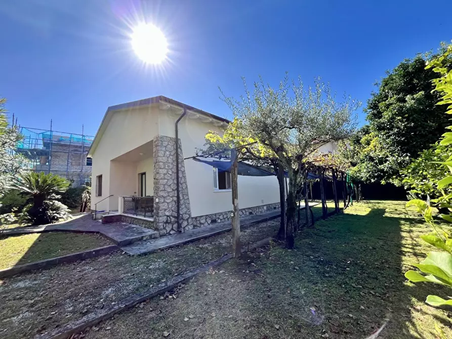 Immagine 3 di Casa indipendente in affitto  a Forte Dei Marmi
