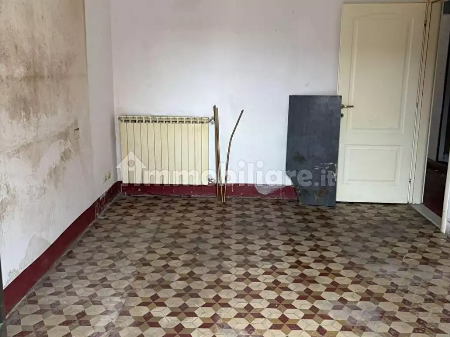 Immagine 21 di Villa in vendita  a Viareggio