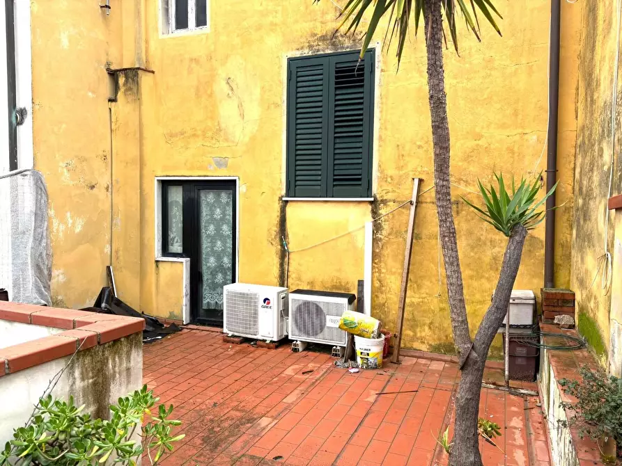 Immagine 29 di Villa in vendita  a Viareggio
